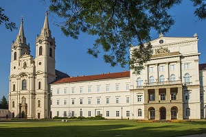 turisztikai kulturalis ajanlatok zirci apatsag